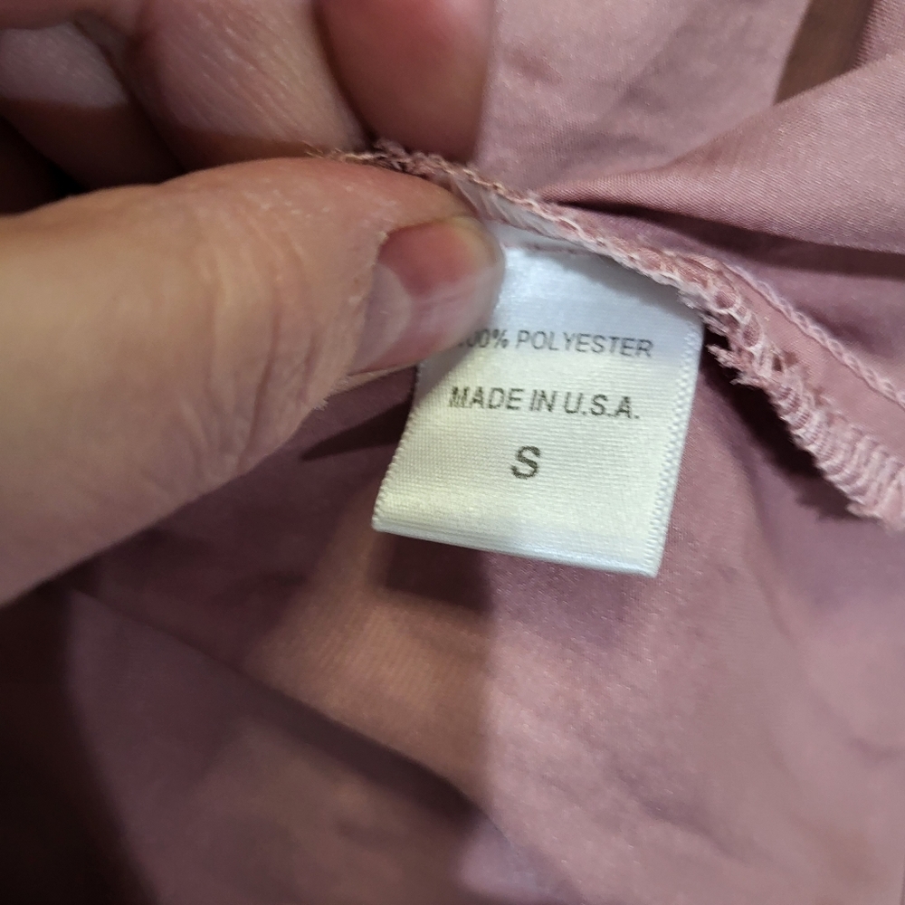Happening In The Present (H.I.P) Dusty Rose Racerback Sleeveless Blouse - Picture 5 of 8